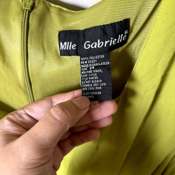 Mile Gabrielle Green Midi Dress Sz 24 NWT - Picture 4 of 11